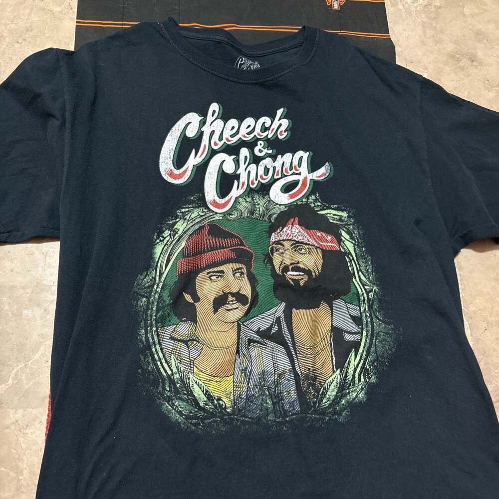 Cheech and Chong Up in Smoke Movie Poster Graphic T-Shirt